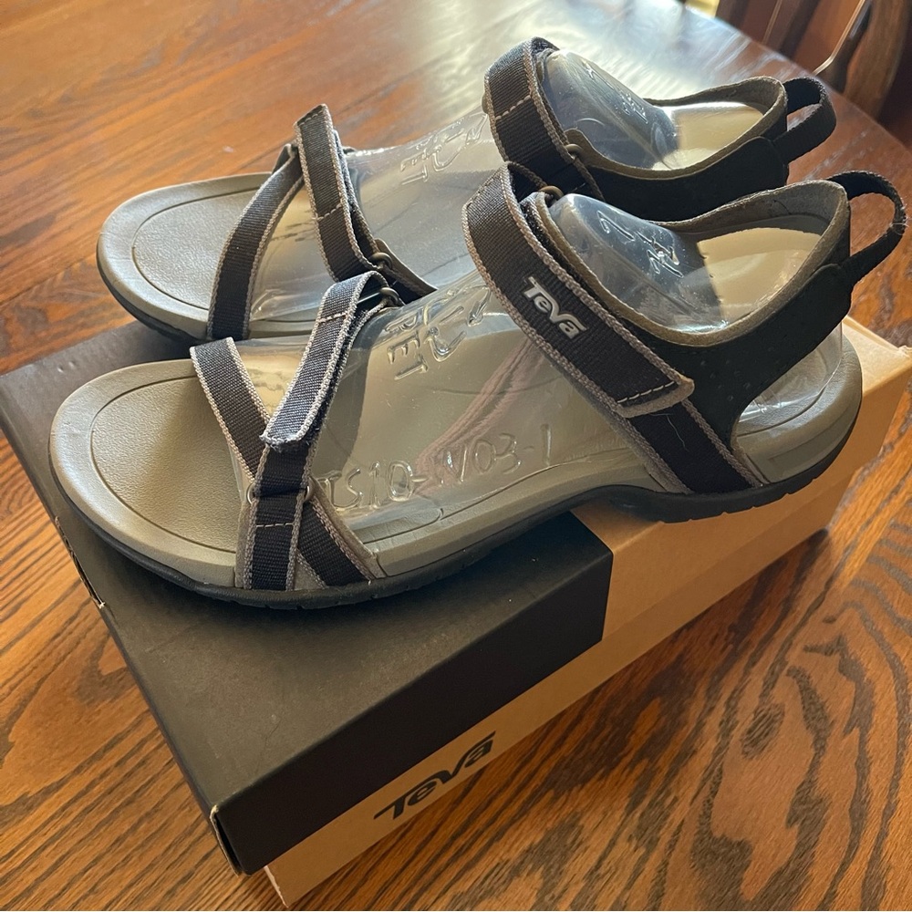 Teva Verra sandal